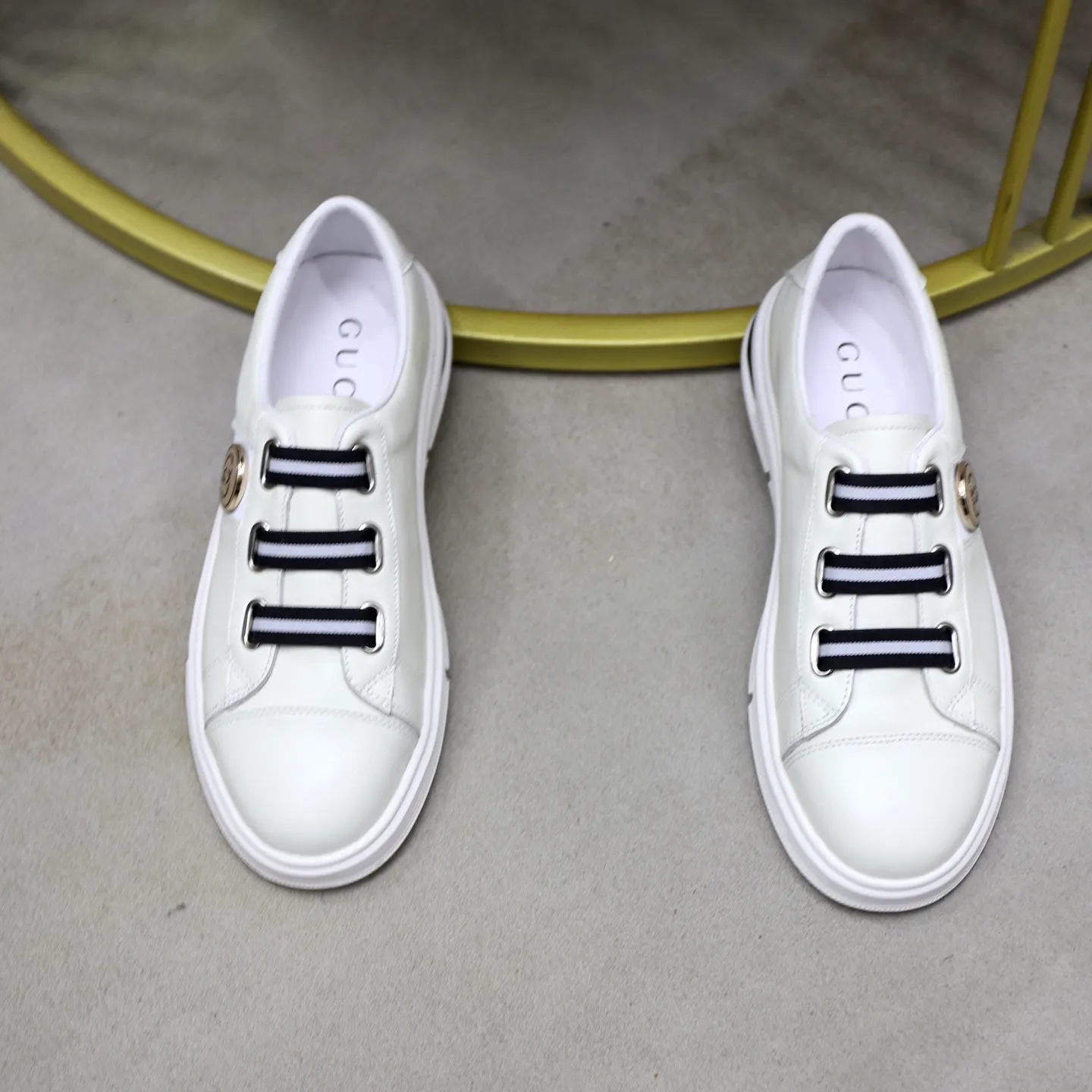 Ex-factory price: 462💰🙅‍♂️🙅‍♂️🙅‍♂️ Brand: GUCCI Standard code: 38-44 (45 customized) Grade: Same as the official website Material: Original leather splicing Comfortable and breathable pigskin lining Original wear-resistant outsole Style category: Men's fashion casual shoes Running sneakers Distinguished luxury brand elements Top luxury Color: actual picture color
